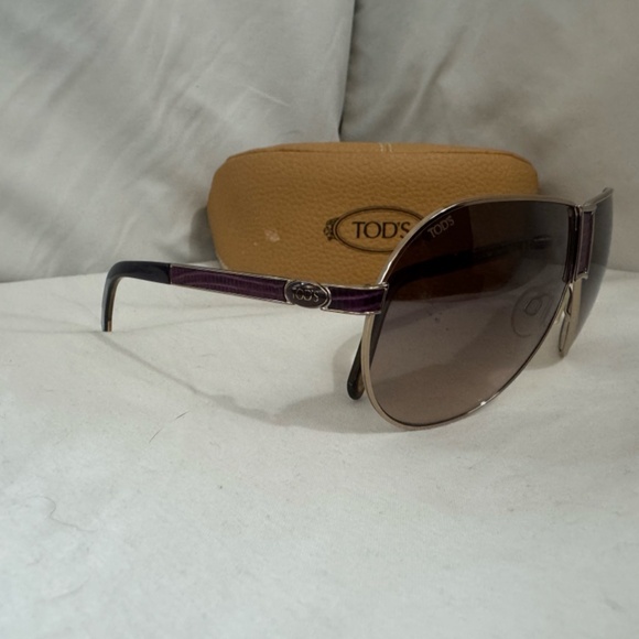 Tod's Women's Sunglass 07 Col 34x (Purple and Gold) - Picture 3 of 6